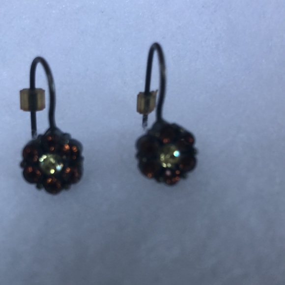 Beautiful Copper Flower Earring - Picture 2 of 4